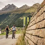La Val Hotel&spa Hotel