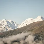La Val & 4* Breíl