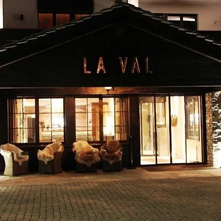 מלון La Val & 4*