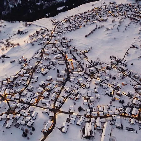 La Val & Hotel