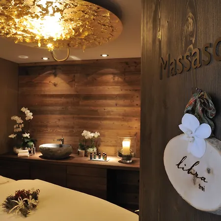 מלון La Val & Breíl