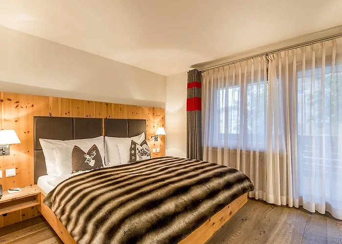 Hotell La Val & Breíl